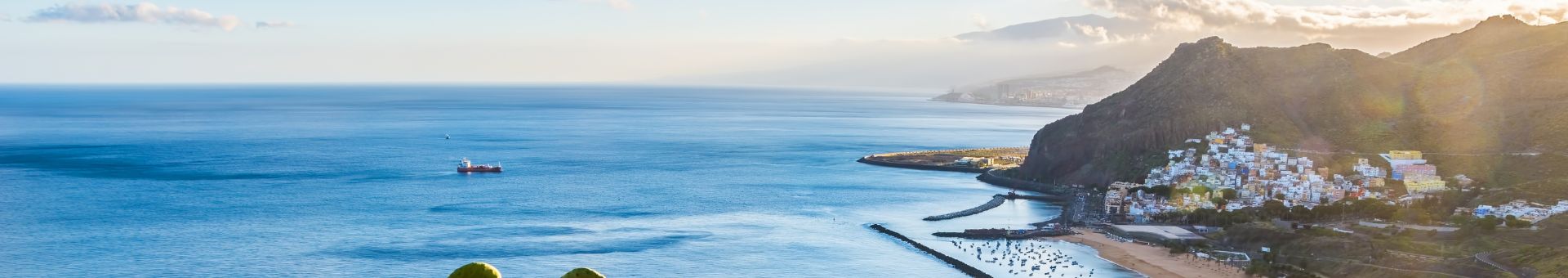 Schöne Aussicht auf den Strand Las Teresitas