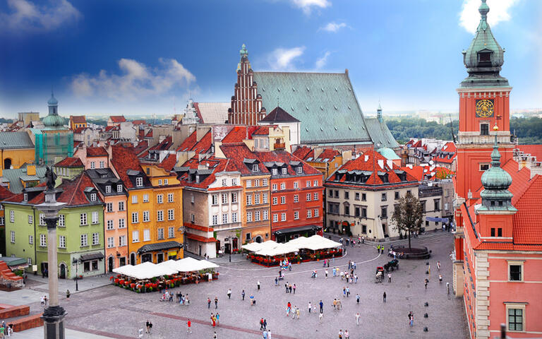 Blick auf das Warschauer Königsschloss © Monika Gniot / shutterstock.com