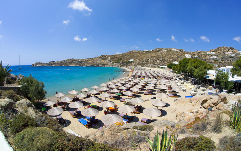 Super Paradise Beach bei Mykonos Stadt © Lagui / shutterstock.com