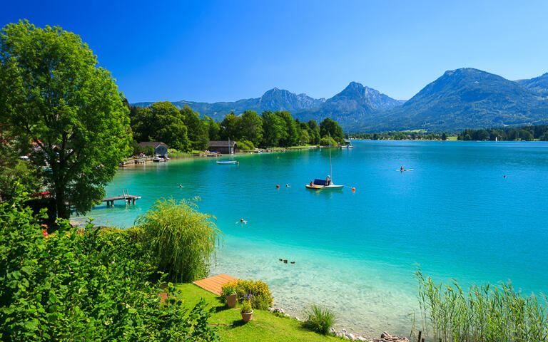 Der beliebte Wolfgangsee im Salzkammergut © Pawel Kazmierczak / shutterstock.com