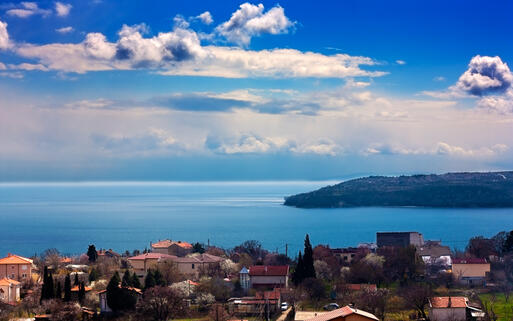 Blick auf Varna und die Küste des Schwarzen Meers © Boyan Dimitrov / Shutterstock.com