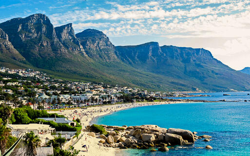 Blick auf die Küste von Kapstadt © MaxPhoto / Shutterstock.com