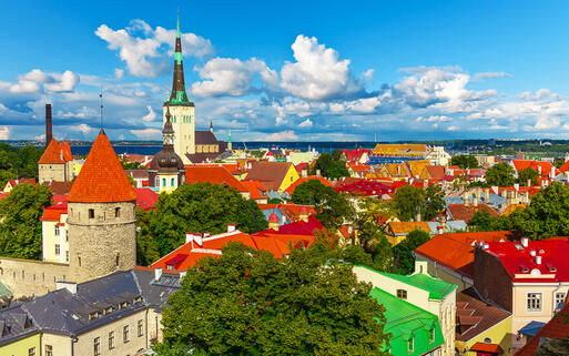 Blick auf die Altstadt von Tallinn © Oleksiy Mark / Shutterstock.com