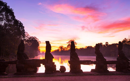 Sonnenuntergang in Angkor © Galyna Andrushko / shutterstock.com