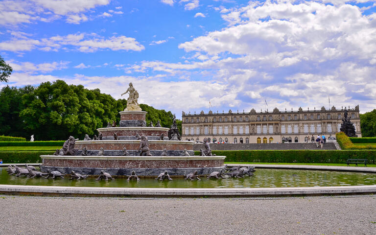 Schloss Herrenchiemsee © clearlens / shutterstock.com