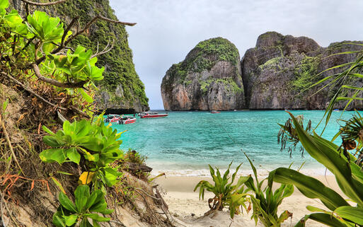 Bucht in der Nähe von Phuket, Thailand © nodff  / Shutterstock.com