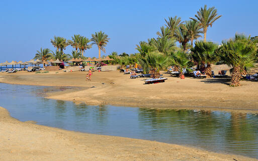 Die Brayka Bay in Marsa Alam © maudanros / Shutterstock.com