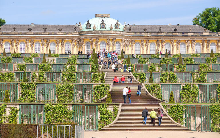 Sanssouci Sommerpalast in Potsdam © meunierd / shutterstock.com