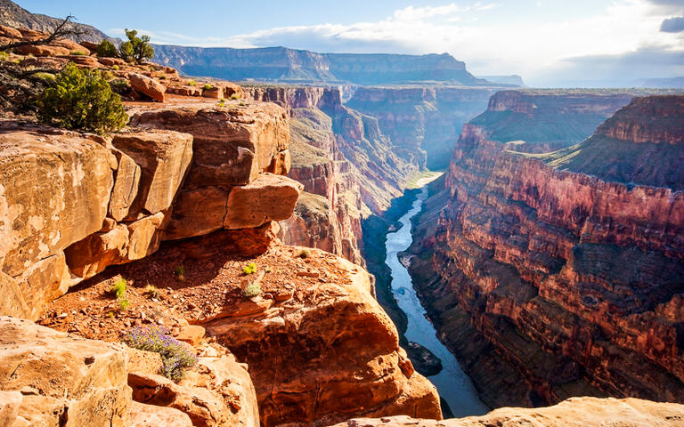 Grand Canyon bei Sonnenaufgang, Grand Canyon Nationalpark, Arizona © Sumikophoto / Shutterstock.com