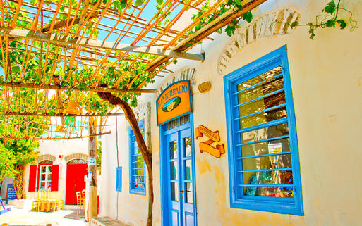 In den Straßen von Chora © Nikos Psychogios / Shutterstock.com