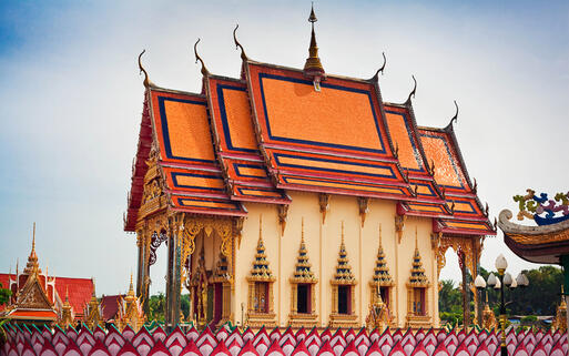 Tempel auf der Insel Ko Samui, Thailand © Shvaygert Ekaterina / Shutterstock.com