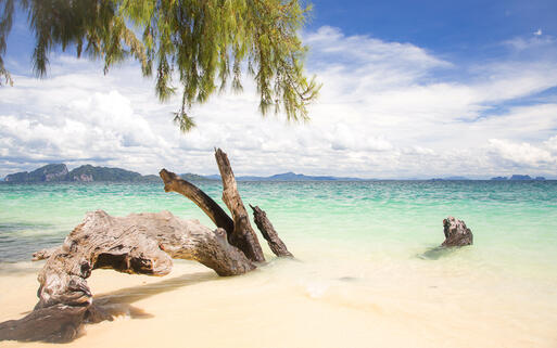 Idyllischer Strand in Trang, Südthailand © vichie81 / shutterstock.com
