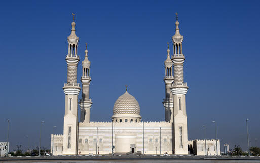 Sheikh Zayed ist die drittgrößte Moschee der Welt, Ras Al-Khaimah © Patrik Dietrich / Shutterstock