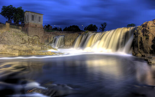 Sioux Wasserfall © Andrew Jalbert / shutterstock.com