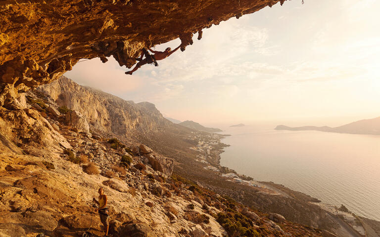 Das beliebte Klettergebiet um den Ort Masouri an der Westküste © Photobac  / Shutterstock.com