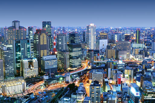 Blick auf die Skyline von Umeda, einem Stadtteil von Osaka © SeanPavonePhoto / Shutterstock.com