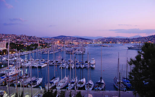 Hafen von Kusadasi © MrRaggedyAndy / shutterstock.com