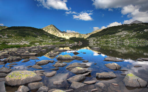 © Ljupco Smokovski / Shutterstock.com Gletschersee Zabecko im Nationalpark Pirin © Ljupco Smokovski / Shutterstock.com