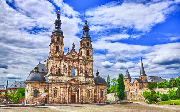 Der Dom St. Salvator zu Fulda, Rhön in Hessen, Deutschland © Dmitry Eagle Orlov / Shutterstock.com