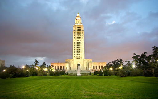 Louisiana State Capitol © Anne Power / shutterstock.com