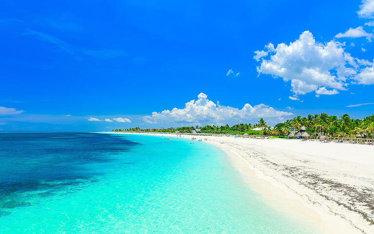 Traumhafter Sandstrand auf Cayo Coco © vvital / Shuttertock.com