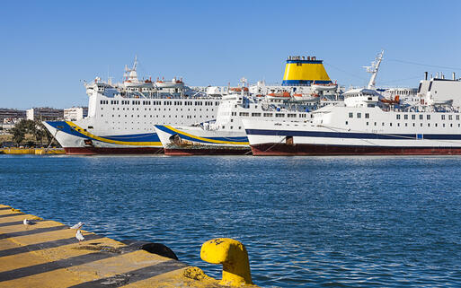 Der Hafen von Piräus, der größte Seehafen Griechenlands © Anastasios71 / Shutterstock.com