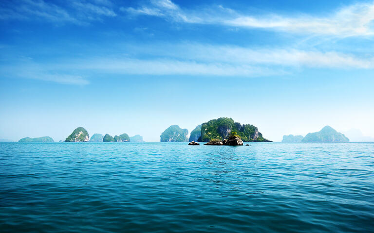 Die Inseln in der Andaman See, Thailand © lakov Kalinin / Shutterstock.com