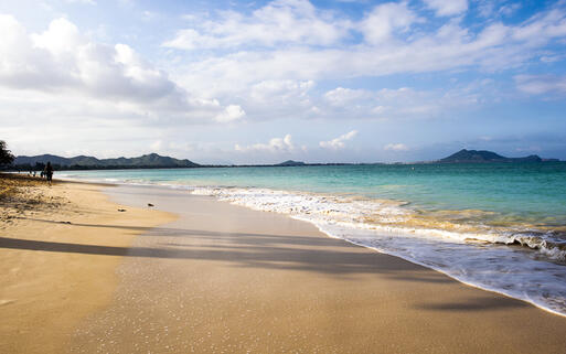 Der feinsandige Kailua Beach auf der Insel Oahu, Hawaii, USA © norinori303 / Shutterstock.com