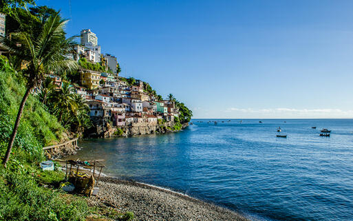 Gamboa in Salvador © Alfredo Borba / shutterstock.com