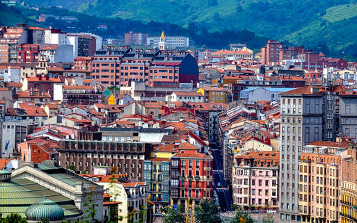 Blick auf Bilbao, größte Stadt des Baskenlandes, Spanien © Madrugada Verde / Shutterstock.com