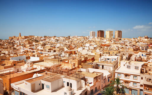 Blick über die Stadt Medina in Sousse, Tunesien © Adisa / Shutterstock.com